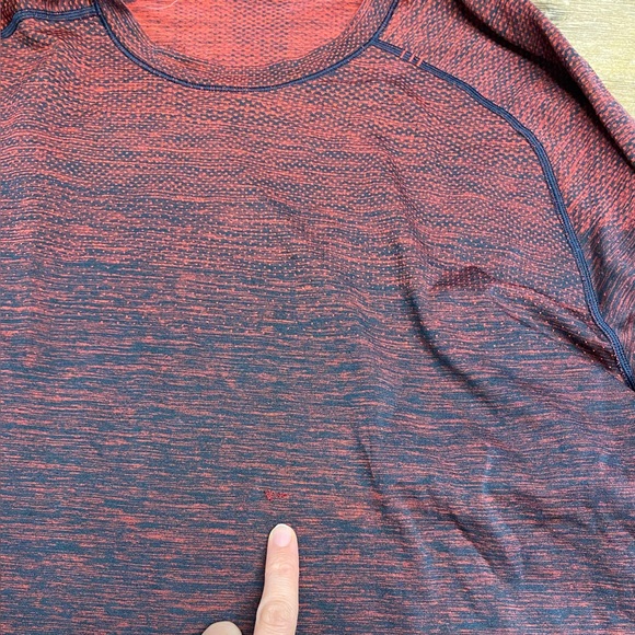 Mens Lululemon long sleeve shirt - Picture 2 of 10